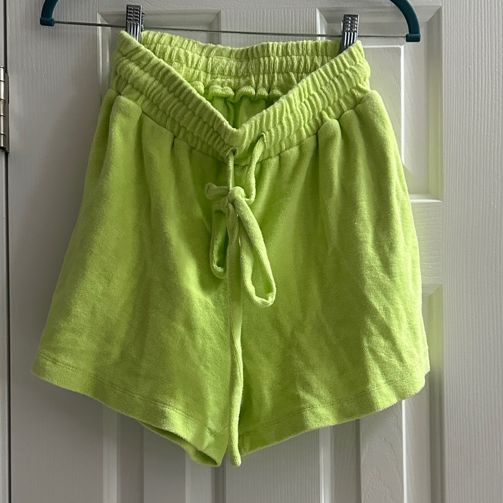 Daily Drills High Waist Shorts - Lime Green